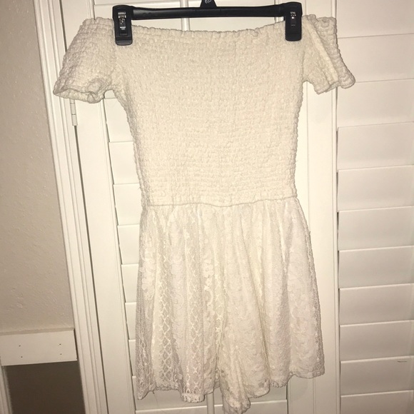 White Hollister Romper - Picture 1 of 1